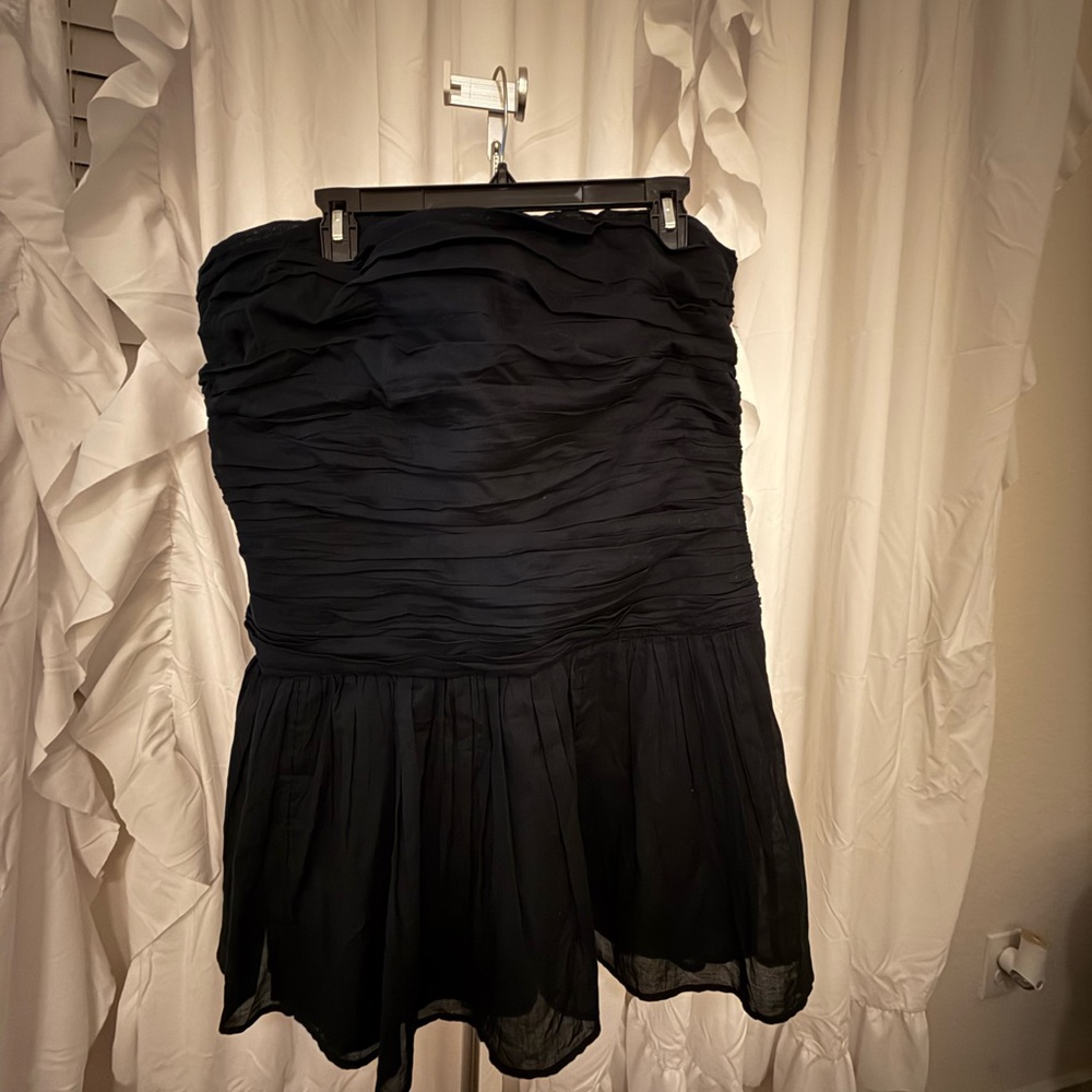 Elegant Black Strapless Dress